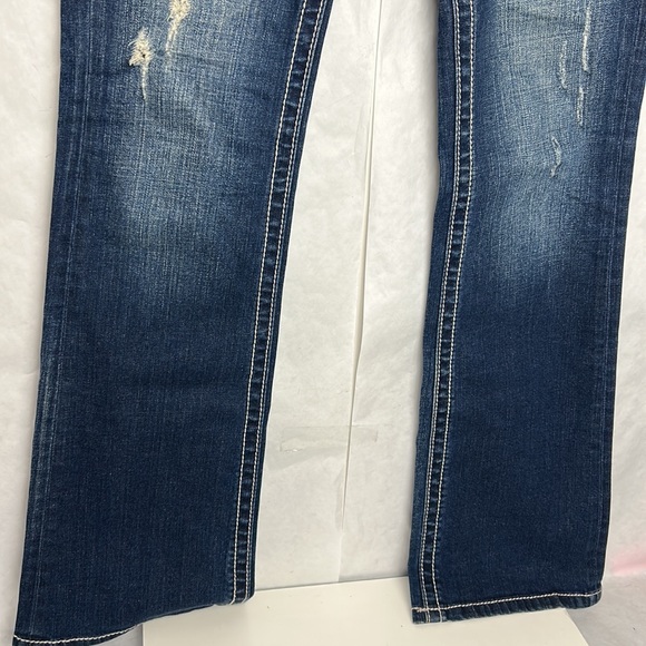 Miss Me Women’s Jeans THE M SERIES 28 Style X1022BL boot cut dark wash - Picture 3 of 9